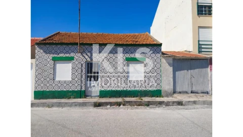 Moradia T2 para Venda em São Pedro