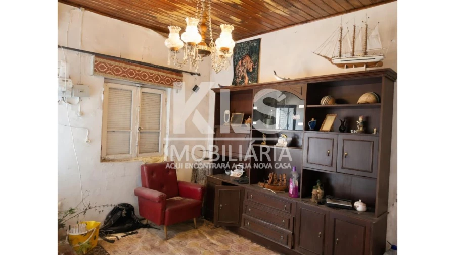 Moradia T2 para Venda em São Pedro Foto 8