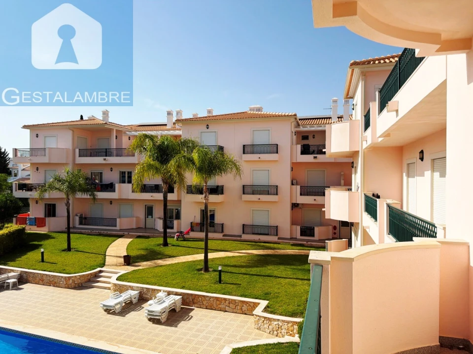 Apartamento T2 para Venda em Albufeira e Olhos de Água Foto 1