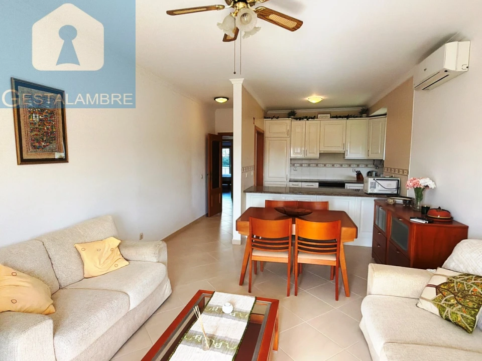 Apartamento T2 para Venda em Albufeira e Olhos de Água Foto 2