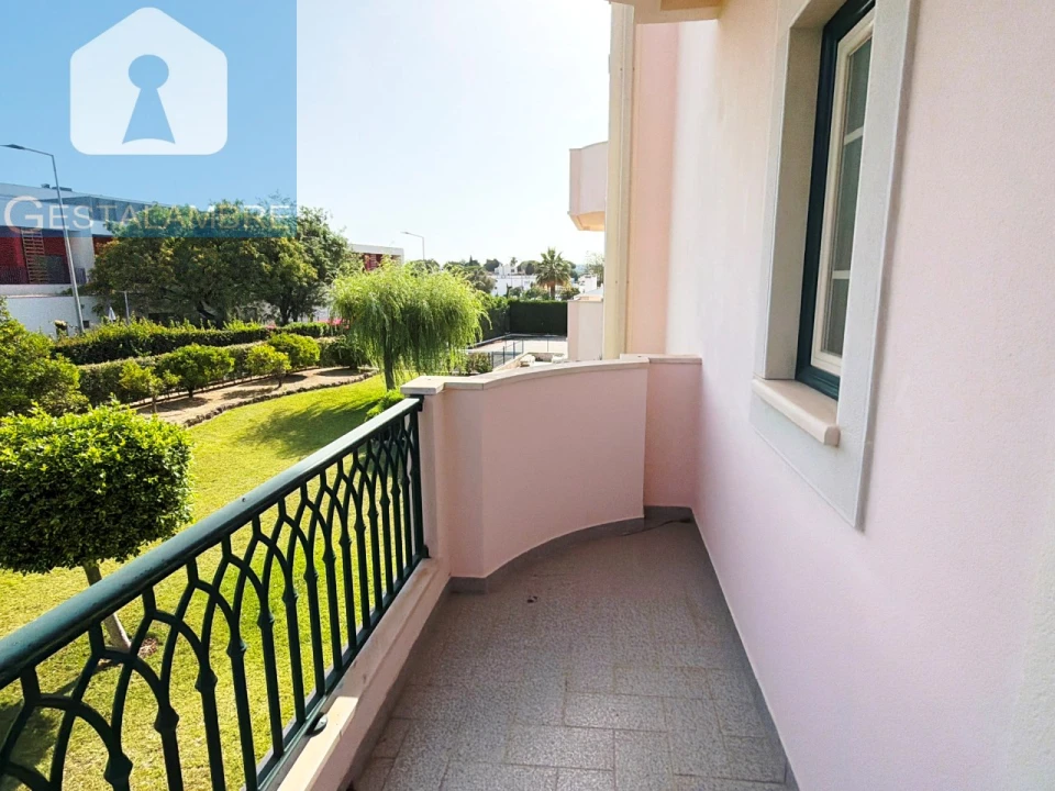 Apartamento T2 para Venda em Albufeira e Olhos de Água Foto 19