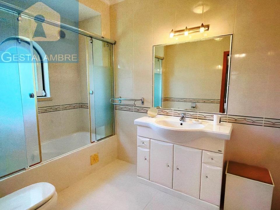 Apartamento T2 para Venda em Albufeira e Olhos de Água Foto 20