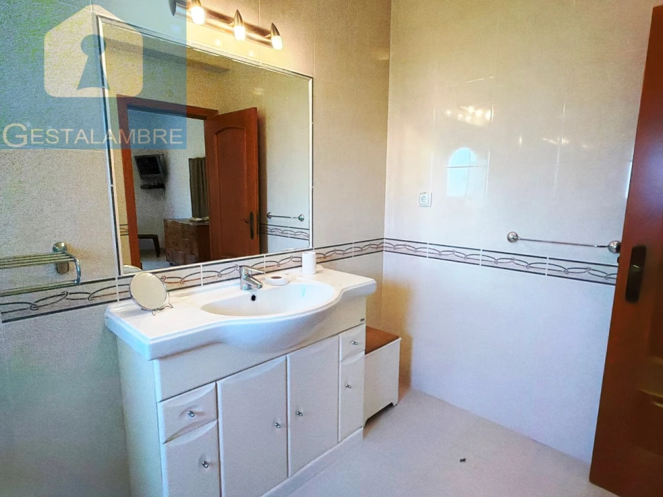 Apartamento T2 para Venda em Albufeira e Olhos de Água Foto 22