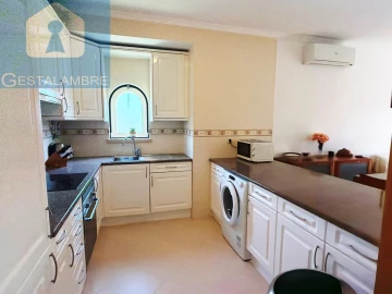 Apartamento T2 para Venda em Albufeira e Olhos de Água