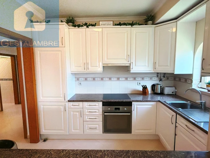 Apartamento T2 para Venda em Albufeira e Olhos de Água Foto 3