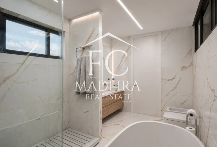 Moradia T3 para Venda em São Gonçalo Foto 12