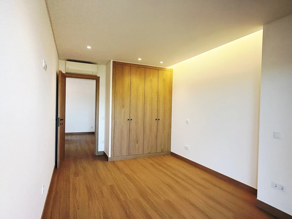 Apartamento T3 para Venda em Albufeira e Olhos de Água Foto 12