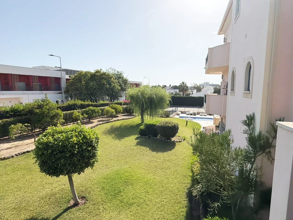 Apartamento T2 para Venda em Albufeira e Olhos de Água Foto 5