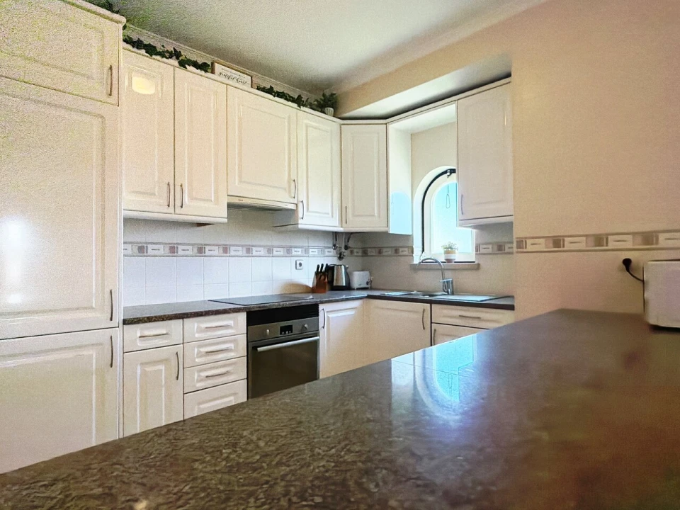 Apartamento T2 para Venda em Albufeira e Olhos de Água Foto 25