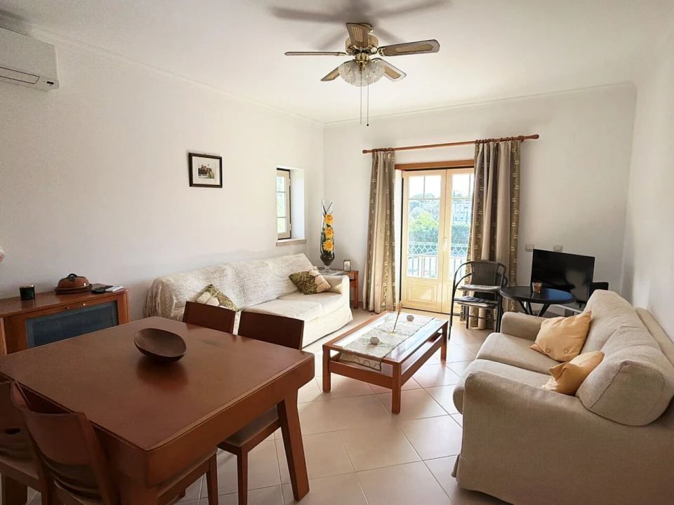 Apartamento T2 para Venda em Albufeira e Olhos de Água Foto 26