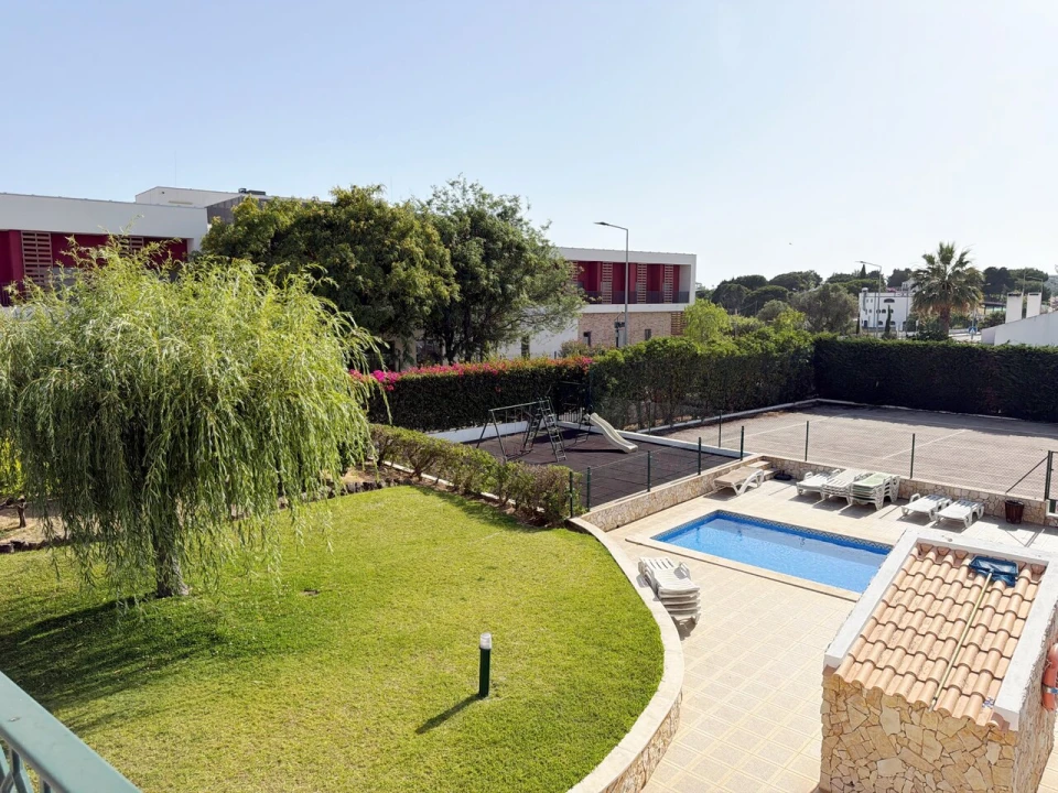 Apartamento T2 para Venda em Albufeira e Olhos de Água Foto 29