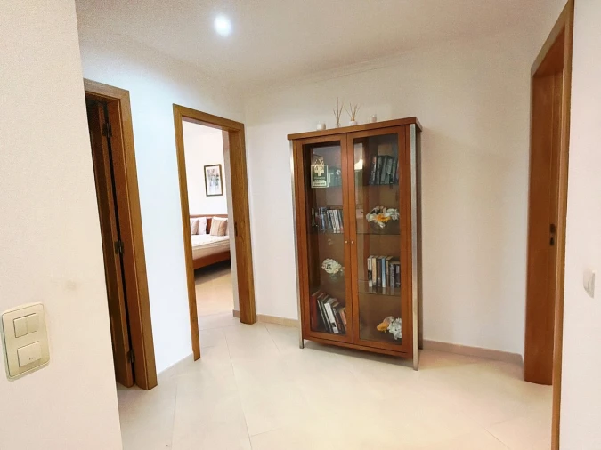 Apartamento T2 para Venda em Albufeira e Olhos de Água Foto 6