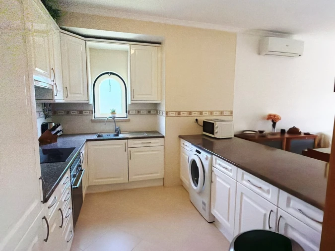 Apartamento T2 para Venda em Albufeira e Olhos de Água Foto 23