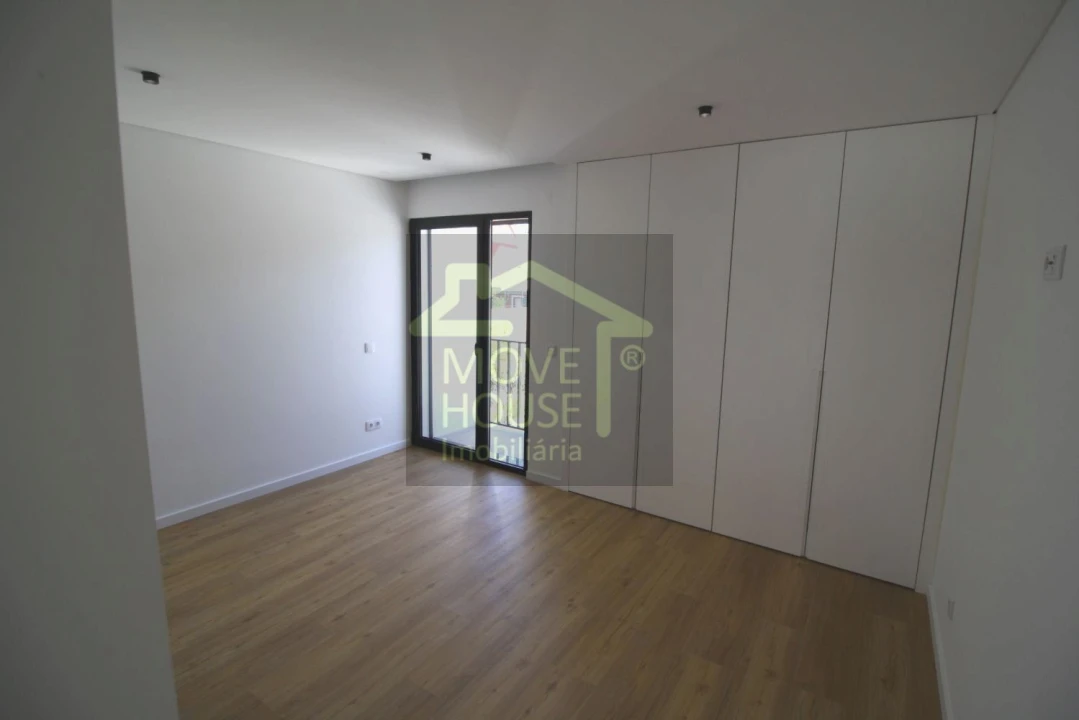 Apartamento T2 para Venda em Alcabideche Foto 5