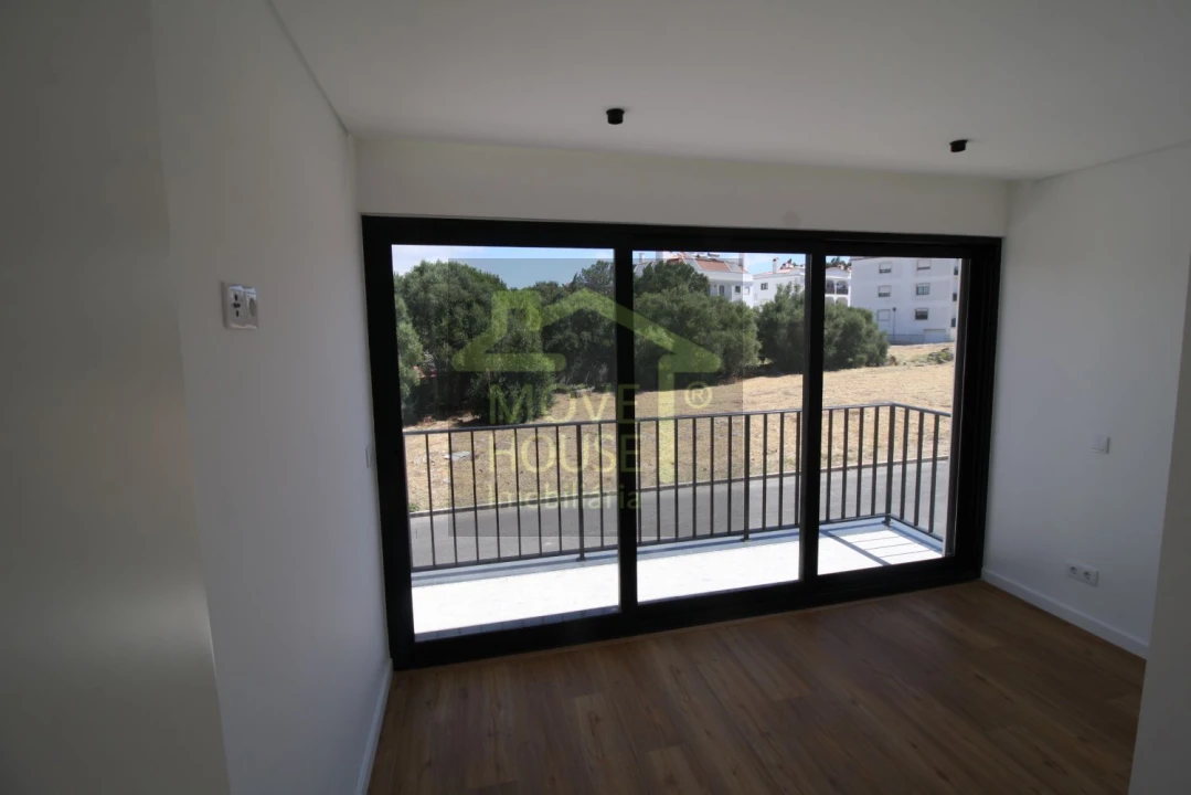 Apartamento T2 para Venda em Alcabideche Foto 40