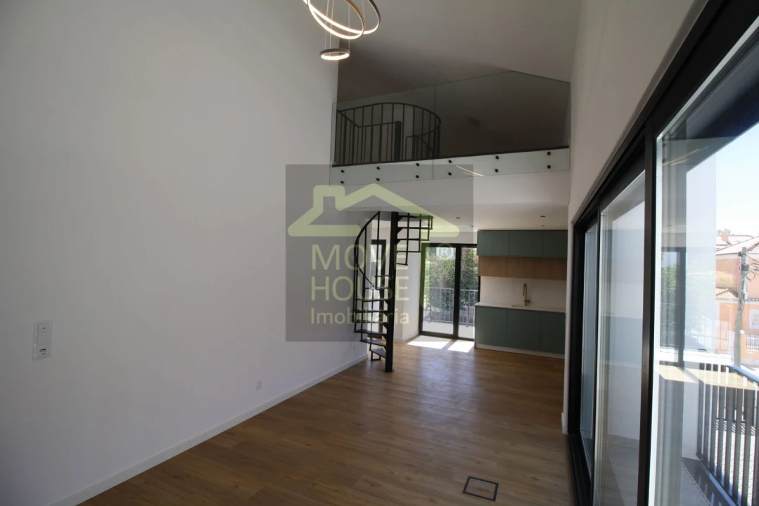 Apartamento T2 para Venda em Alcabideche Foto 34