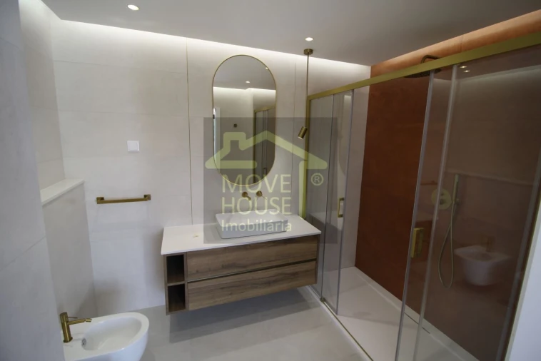 Apartamento T2 para Venda em Alcabideche Foto 53