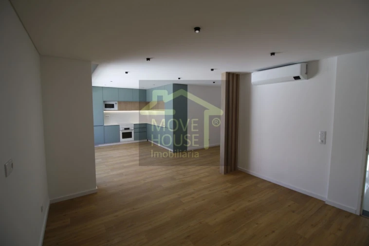 Apartamento T2 para Venda em Alcabideche Foto 16