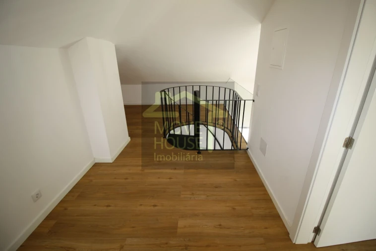 Apartamento T2 para Venda em Alcabideche Foto 46