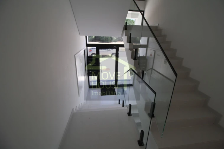 Apartamento T2 para Venda em Alcabideche Foto 19