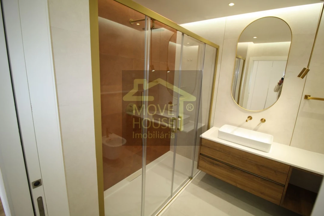 Apartamento T2 para Venda em Alcabideche Foto 29