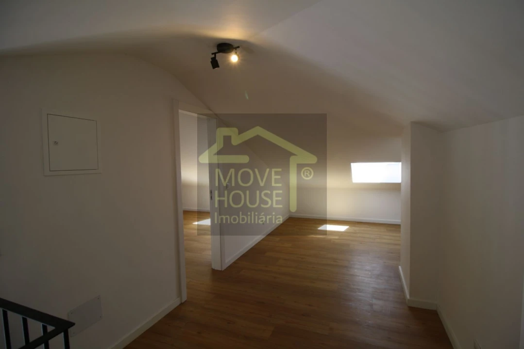 Apartamento T2 para Venda em Alcabideche Foto 42