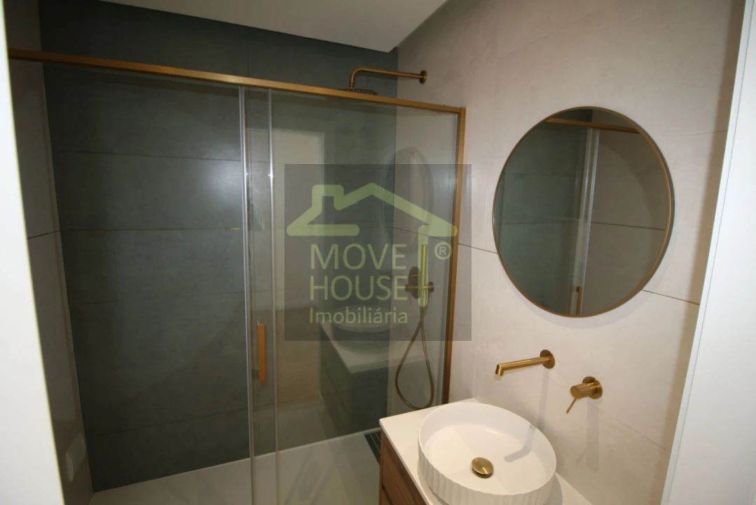 Apartamento T2 para Venda em Alcabideche Foto 13