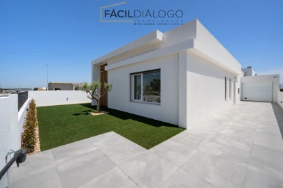 Moradia T3 para Venda em Azeitão (São Lourenço e São Simão)