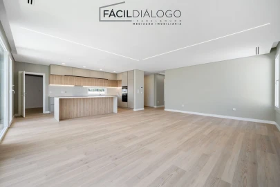 Moradia T3 para Venda em Azeitão (São Lourenço e São Simão)