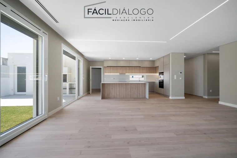 Moradia T3 para Venda em Azeitão (São Lourenço e São Simão) Foto 5