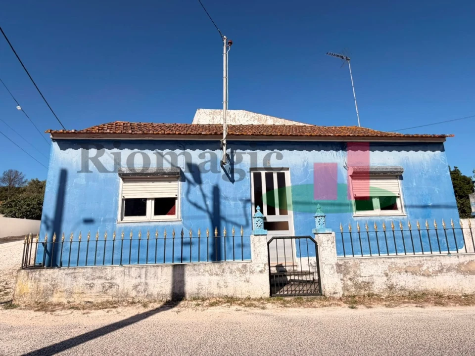 Moradia T3 para Venda em Rio Maior Foto 2