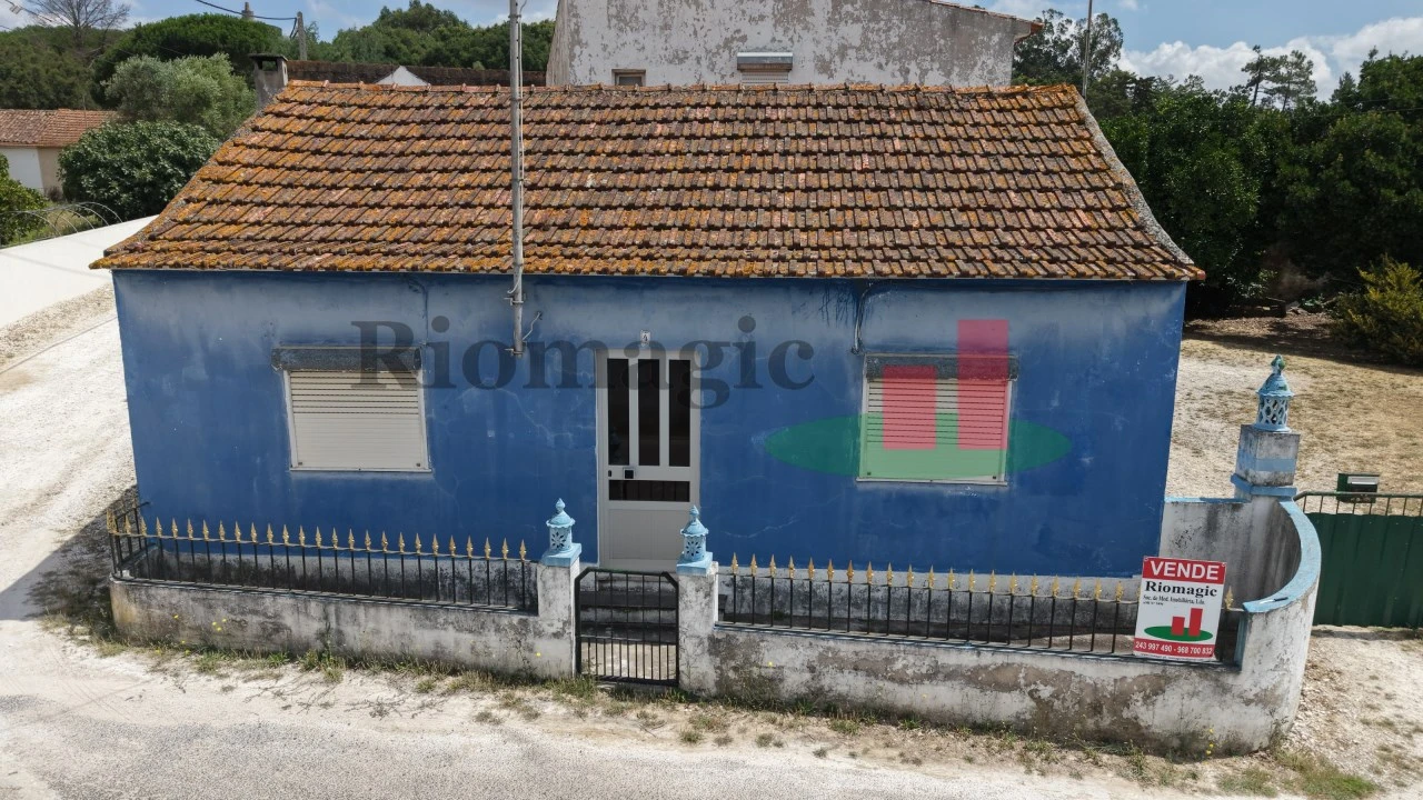 Moradia T3 para Venda em Rio Maior Foto 2