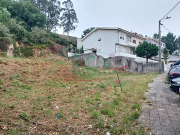 Terreno para Venda em Fânzeres e São Pedro da Cova