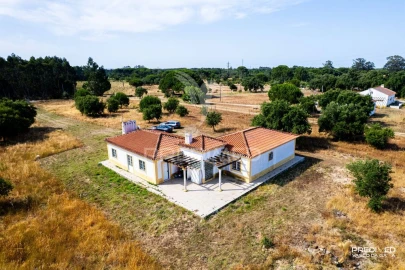 Quinta T3 para Venda em Sines