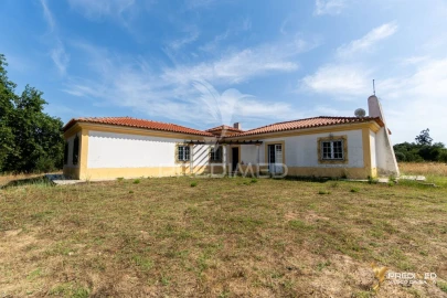 Quinta T3 para Venda em Sines