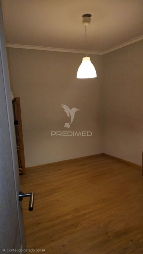 Apartamento T1 para Venda em Rio de Mouro