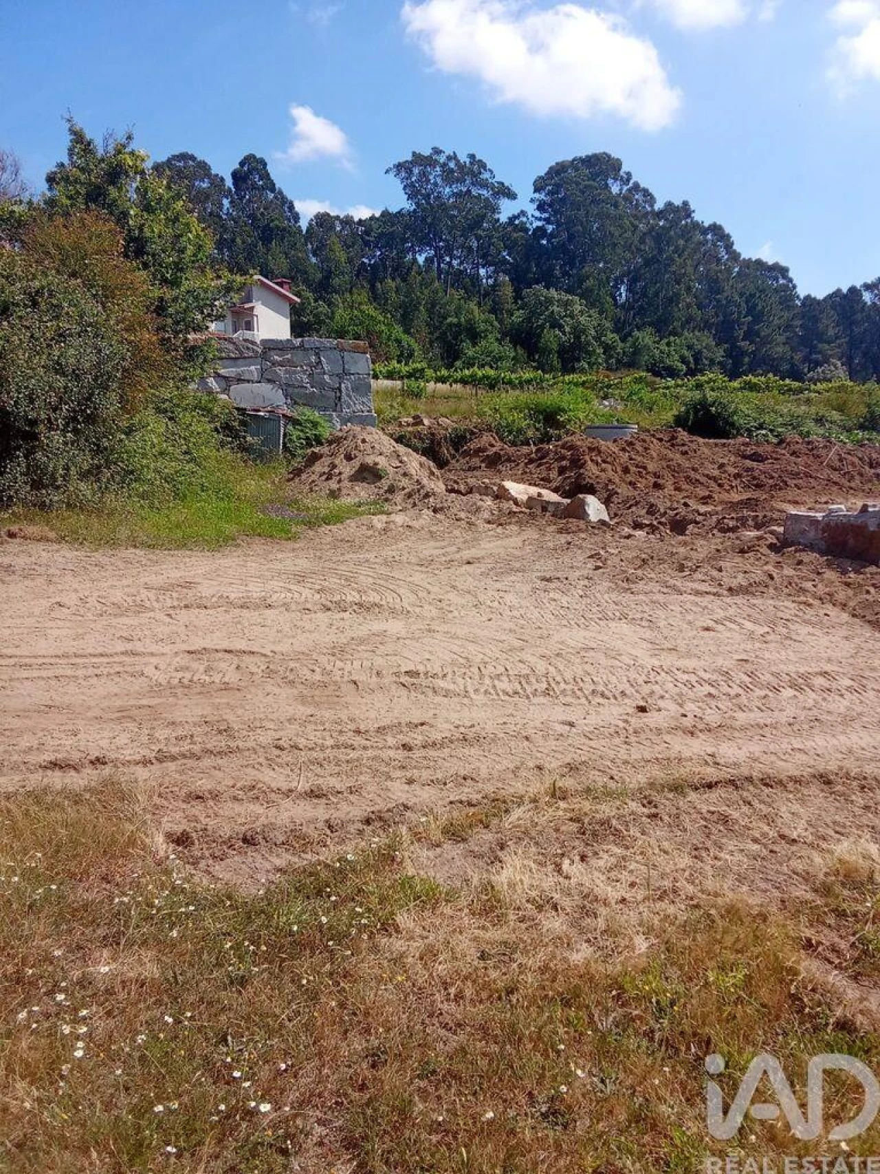 Terreno para Venda em Baltar Foto 2