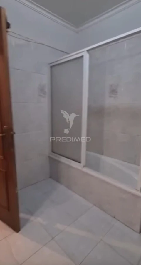 Apartamento T2 para Venda em Algueirão-Mem Martins