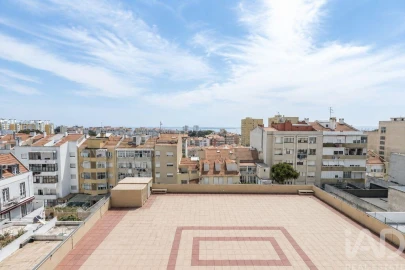 Apartamento T5 para Venda em Penha de França