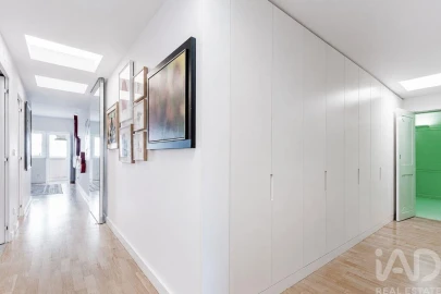 Apartamento T5 para Venda em Penha de França