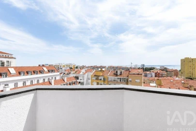 Apartamento T5 para Venda em Penha de França