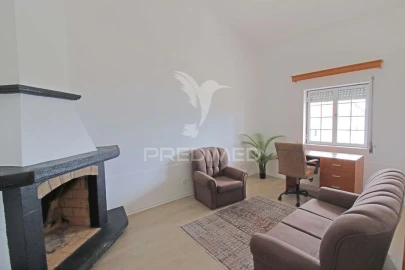 Moradia T3 para Venda em Porto Judeu