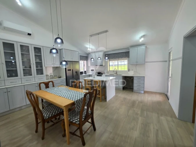 Moradia T3 para Venda em Porto Judeu Foto 10