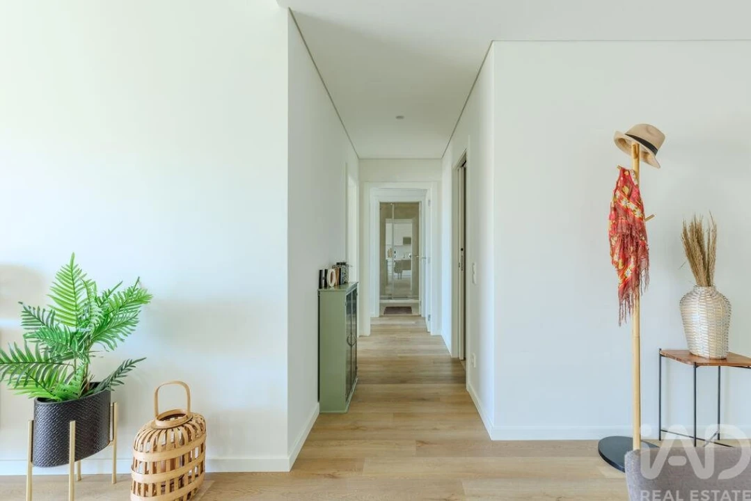 Apartamento T2 para Venda em Algés, Linda-A-Velha e Cruz Quebrada-Dafundo Foto 9