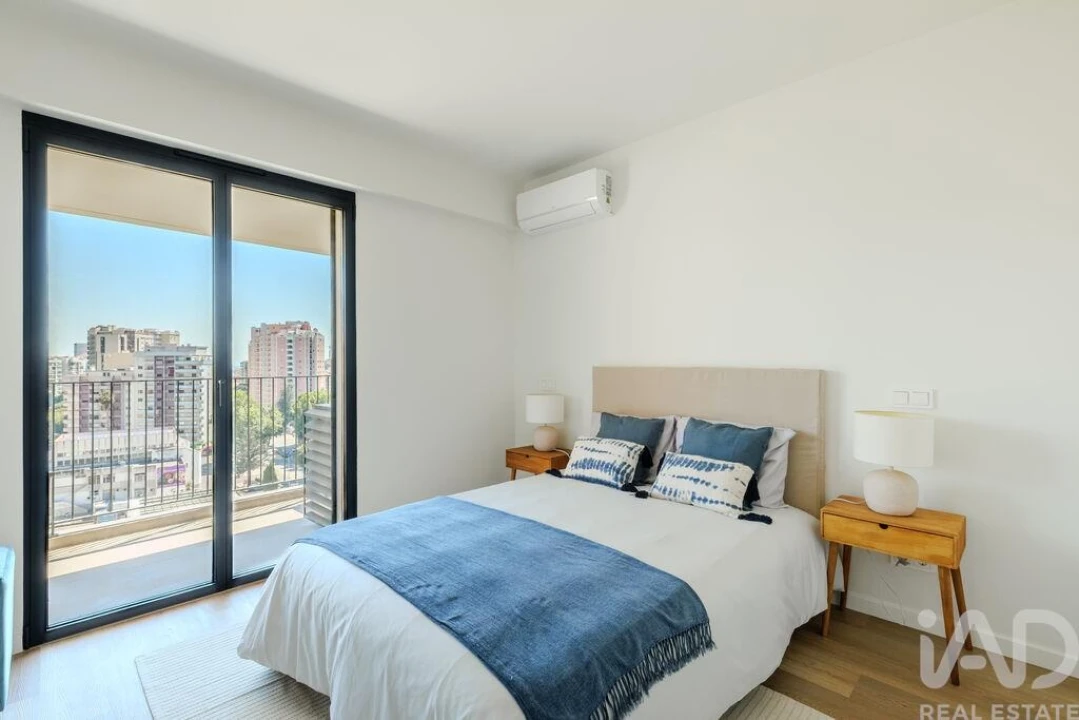 Apartamento T2 para Venda em Algés, Linda-A-Velha e Cruz Quebrada-Dafundo Foto 10