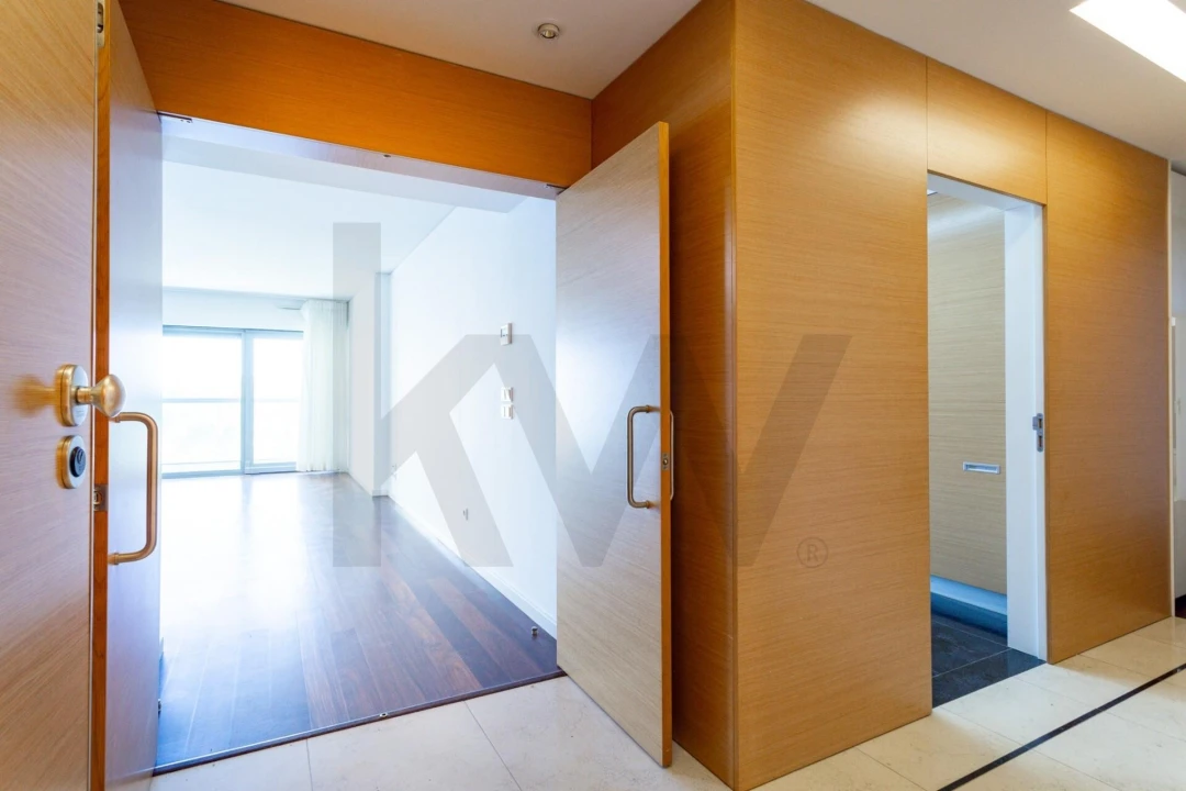 Apartamento T3 para Arrendamento em Alvalade Foto 27