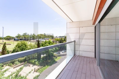 Apartamento T3 para Arrendamento em Alvalade