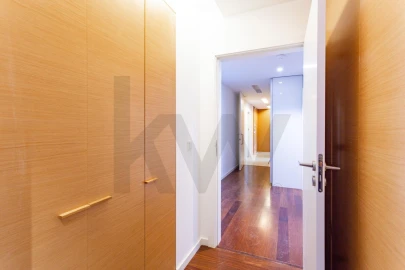 Apartamento T3 para Arrendamento em Alvalade
