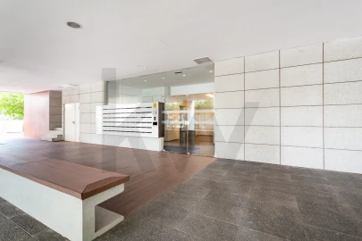 Apartamento T3 para Arrendamento em Alvalade