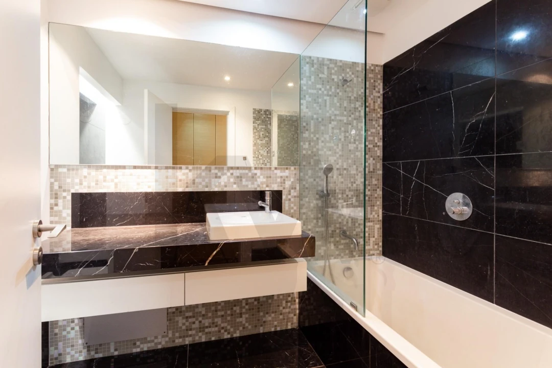 Apartamento T3 para Arrendamento em Alvalade Foto 14